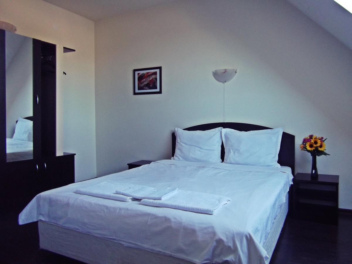 Hotel Enchevi キルコヴォ エクステリア 写真